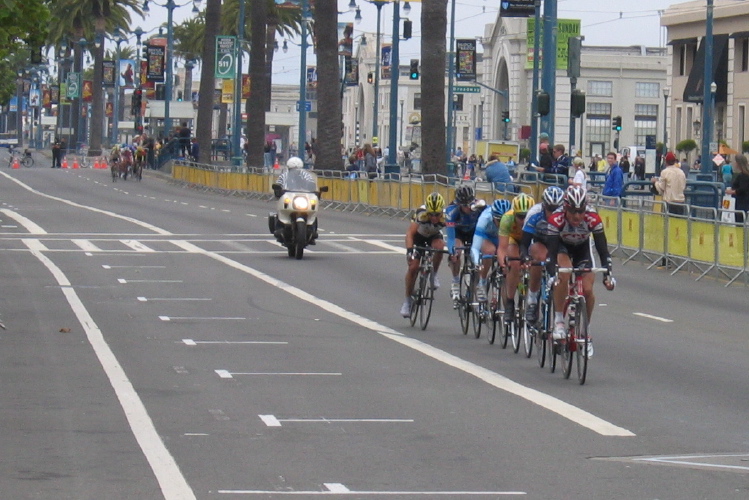 And another chase group.