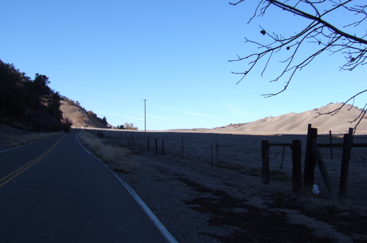 Riding north through Bitterwater Valley.  (1340ft)