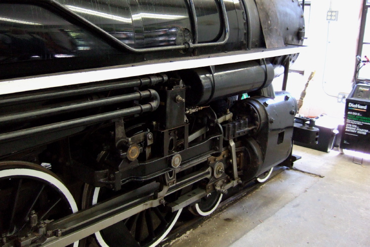 Drivetrain of 1914 close-up (2).