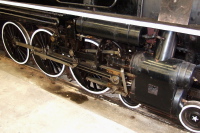 Drivetrain of 1914 close-up (1).