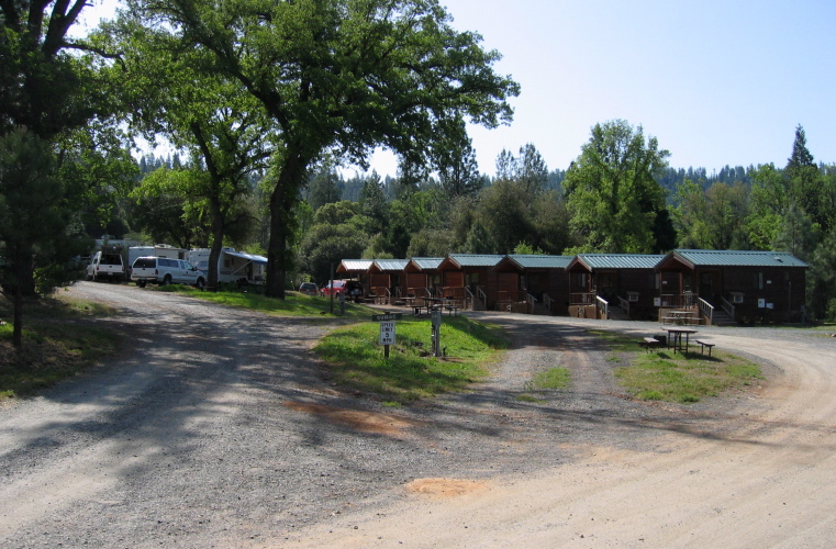 Yosemite Pines RV Park (2800ft), Groveland, CA.