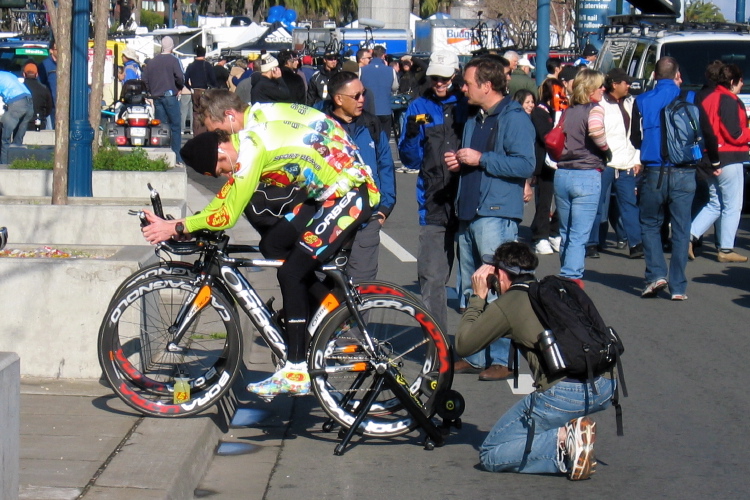 Team Jelly Belly warming up