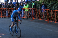 Michael Barry (Discovery) starts up Telegraph Hill.