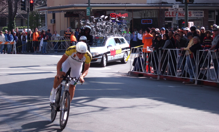Adam Hansen takes the first curve.