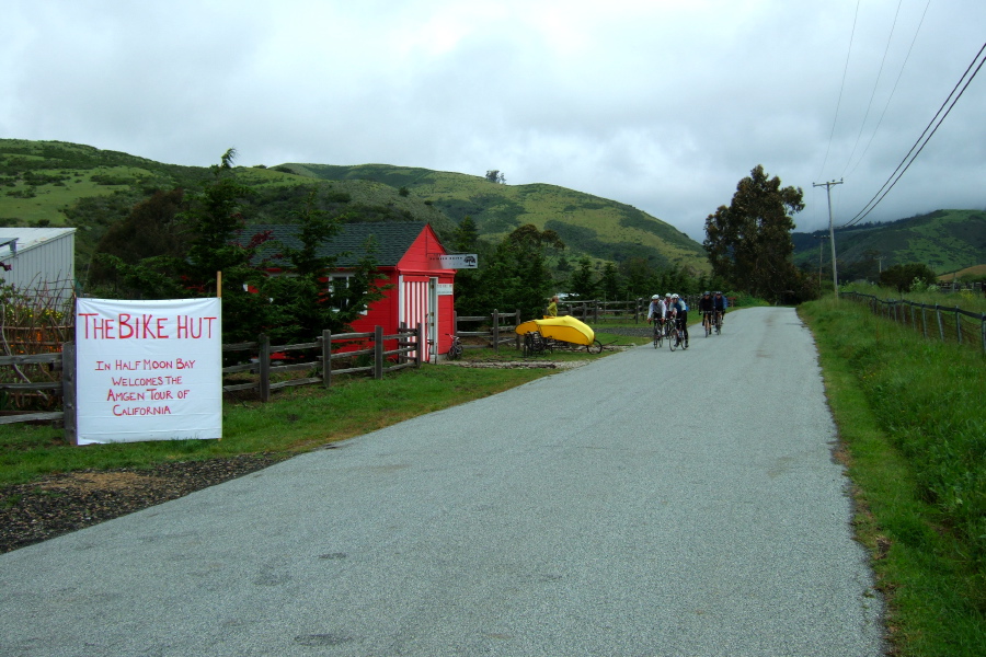 Visitors to The Bike Hut on race day.
