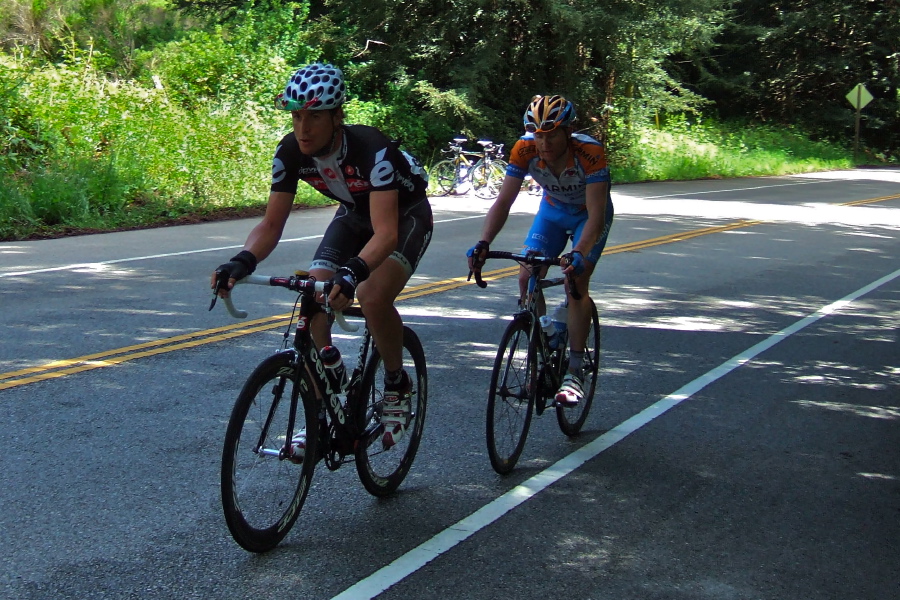 Dominique Rollin leads Thomas Peterson.