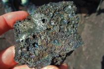 The cooled lava (pumice) is full of gas bubbles that give the stones very sharp edges.